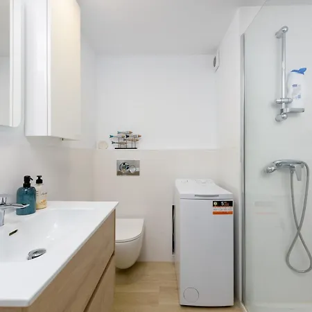 Bahia De 151 Homestay Estepona